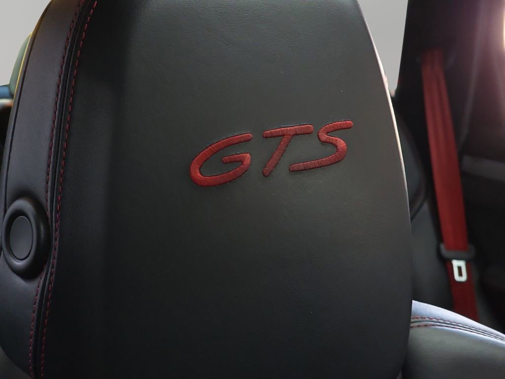 Used 2016 Porsche Cayenne GTS AWD/4WD image 22