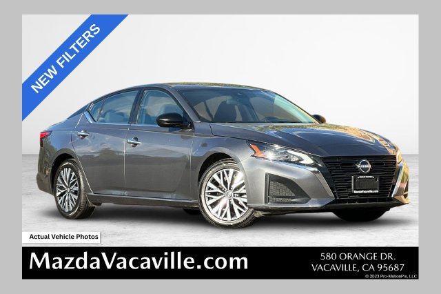 Used 2024 Nissan Altima 2.5 SV FWD image 1
