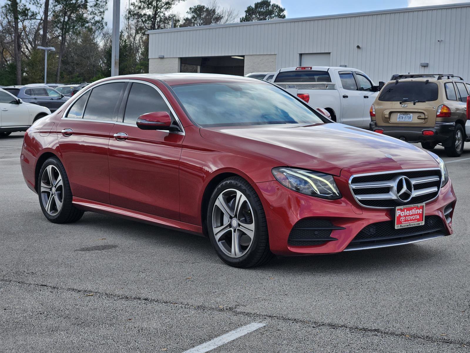 Used 2017 Mercedes-Benz E 300 image 2