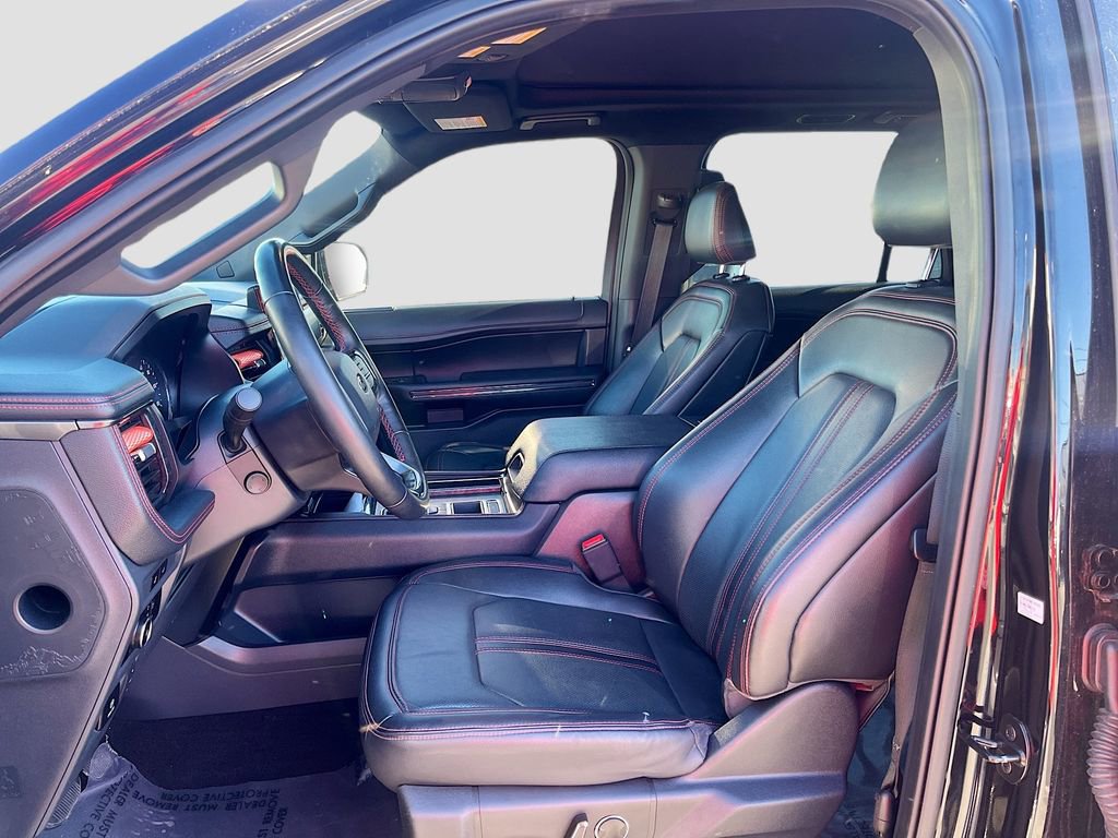 Used 2022 Ford Expedition Limited image 22
