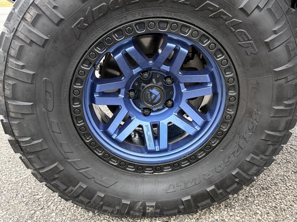 Used 2021 Jeep Gladiator Sport image 13