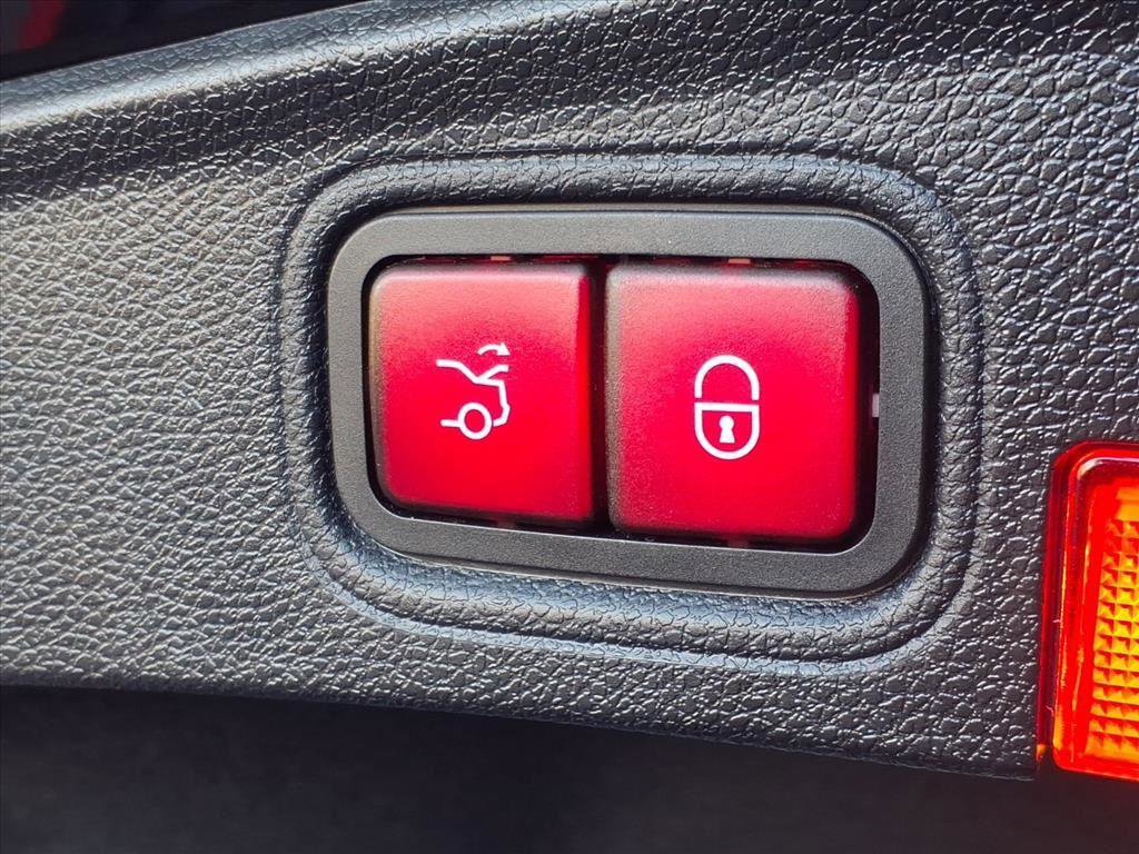 Used 2020 Mercedes-Benz C 63 AMG Coupe image 24