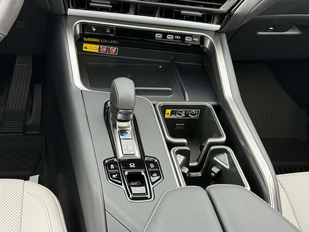Used 2026 Lexus TX 350 AWD w/ Technology Package image 19