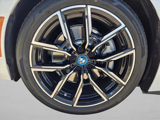 Used 2023 BMW i4 eDrive40 w/ M Sport Package RWD image 30