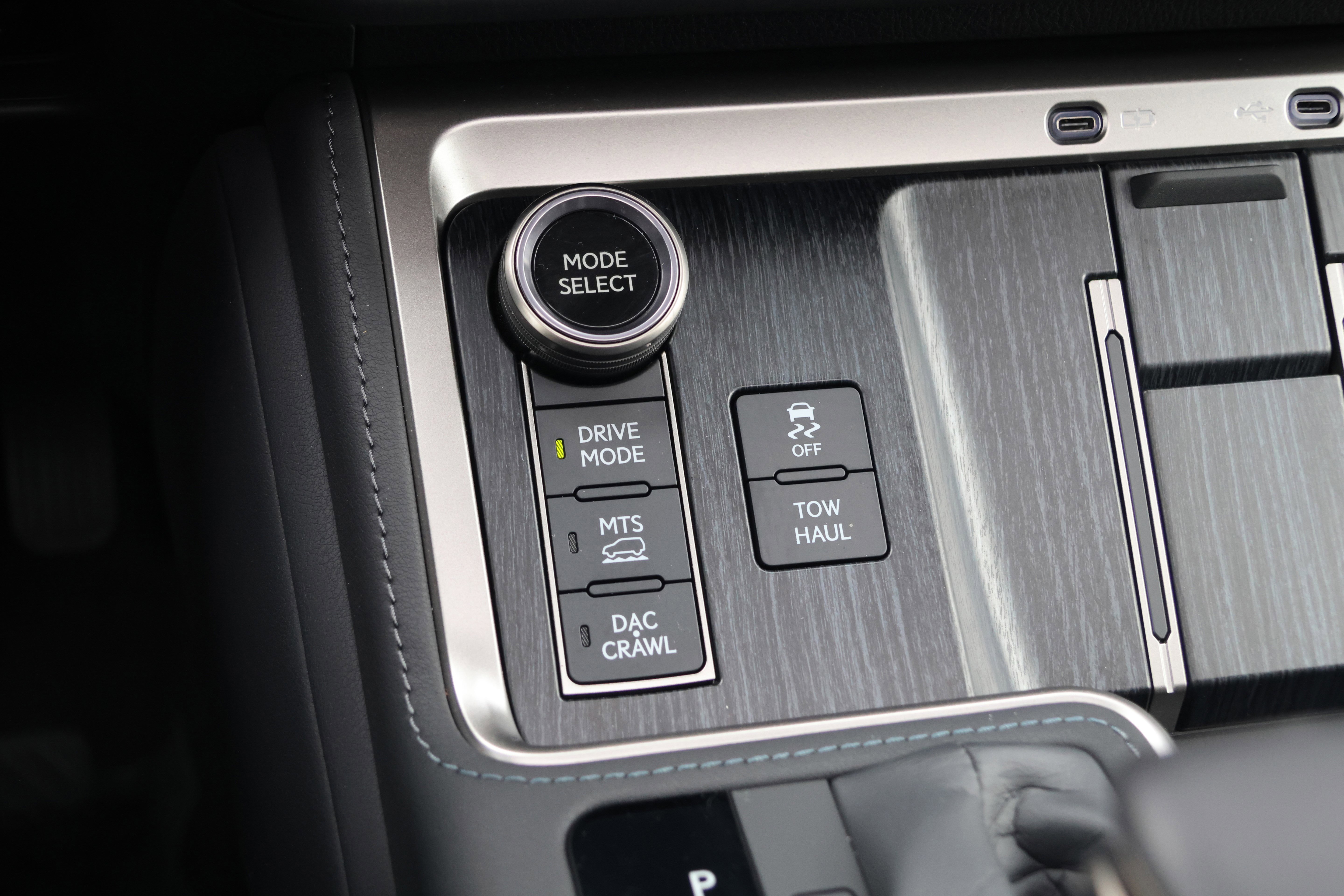 Used 2025 Lexus GX 550 image 29