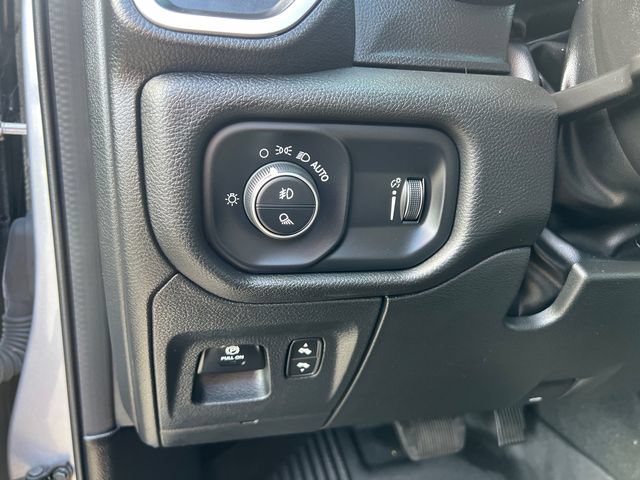 Used 2023 RAM 1500 Big Horn AWD/4WD image 12