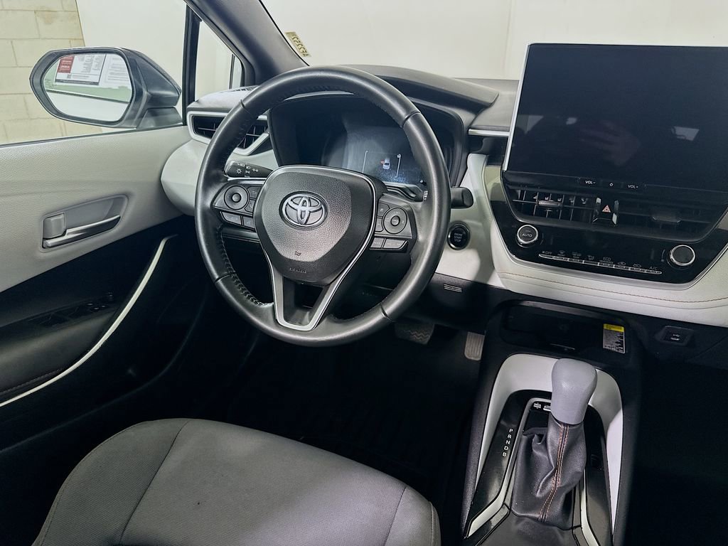 Used 2025 Toyota Corolla FX w/ Convenience Package image 17