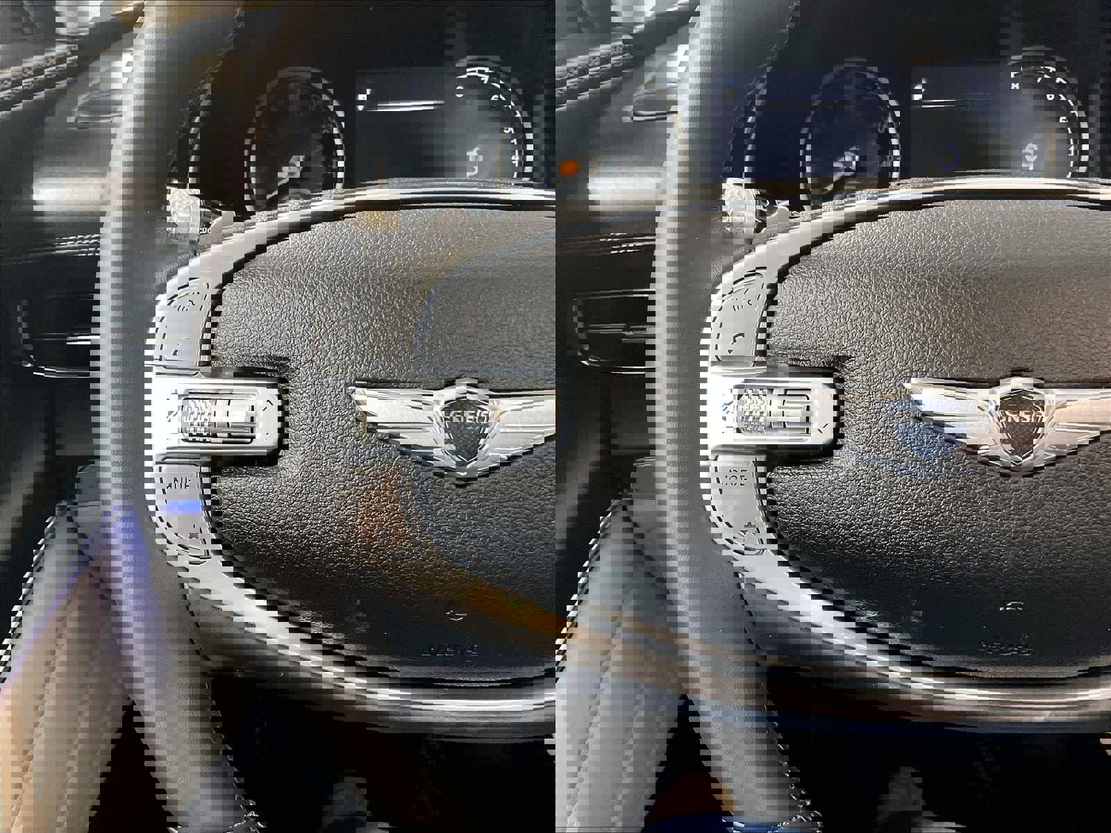 Used 2023 Genesis GV80 3.5T Advanced + AWD/4WD image 23