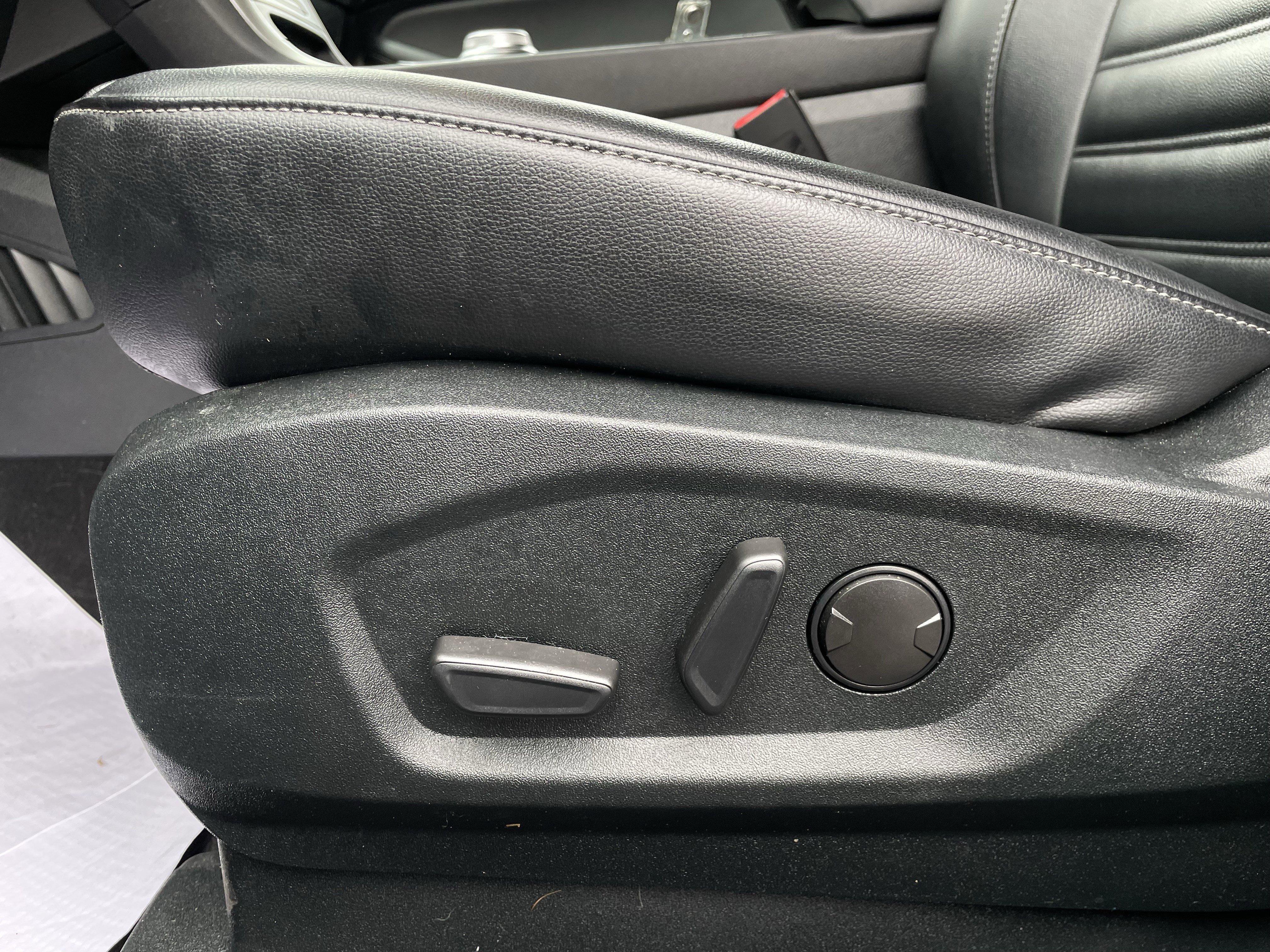 Used 2022 Ford Edge SEL w/ Class II Trailer Tow Package image 15