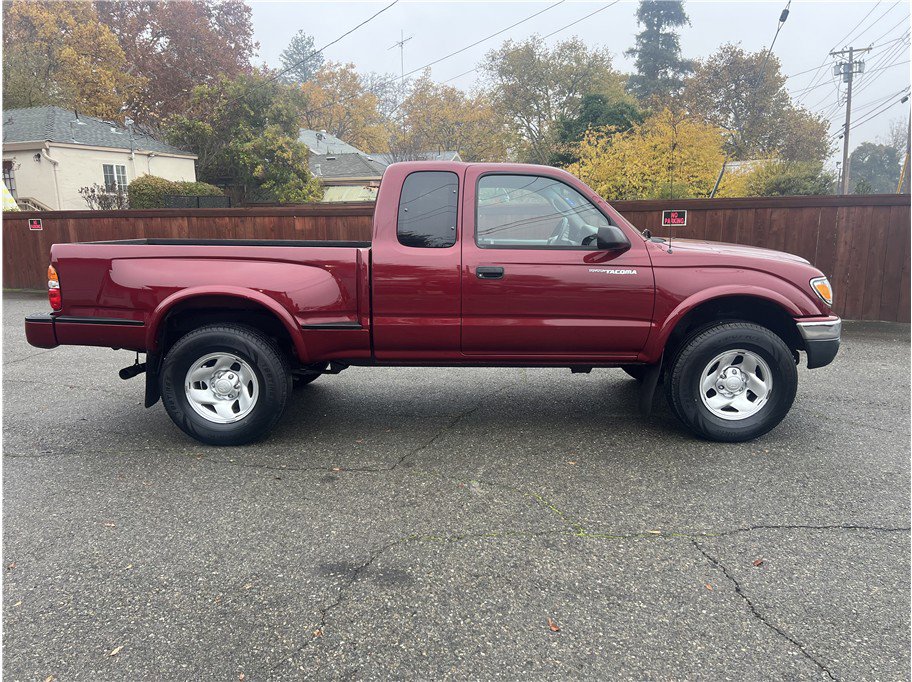 Used 2002 Toyota Tacoma PreRunner image 8