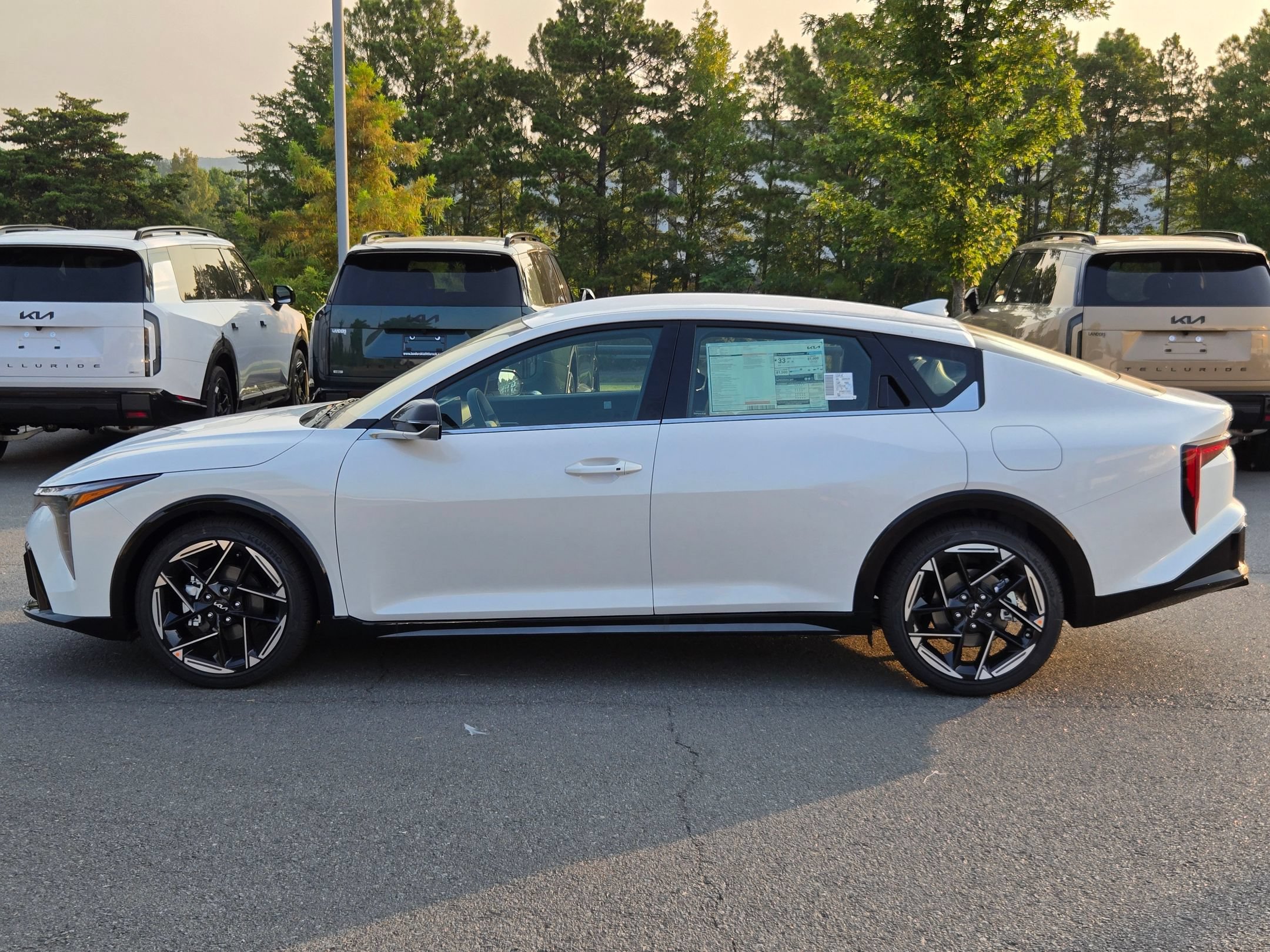 New 2026 Kia K4 EX FWD image 4