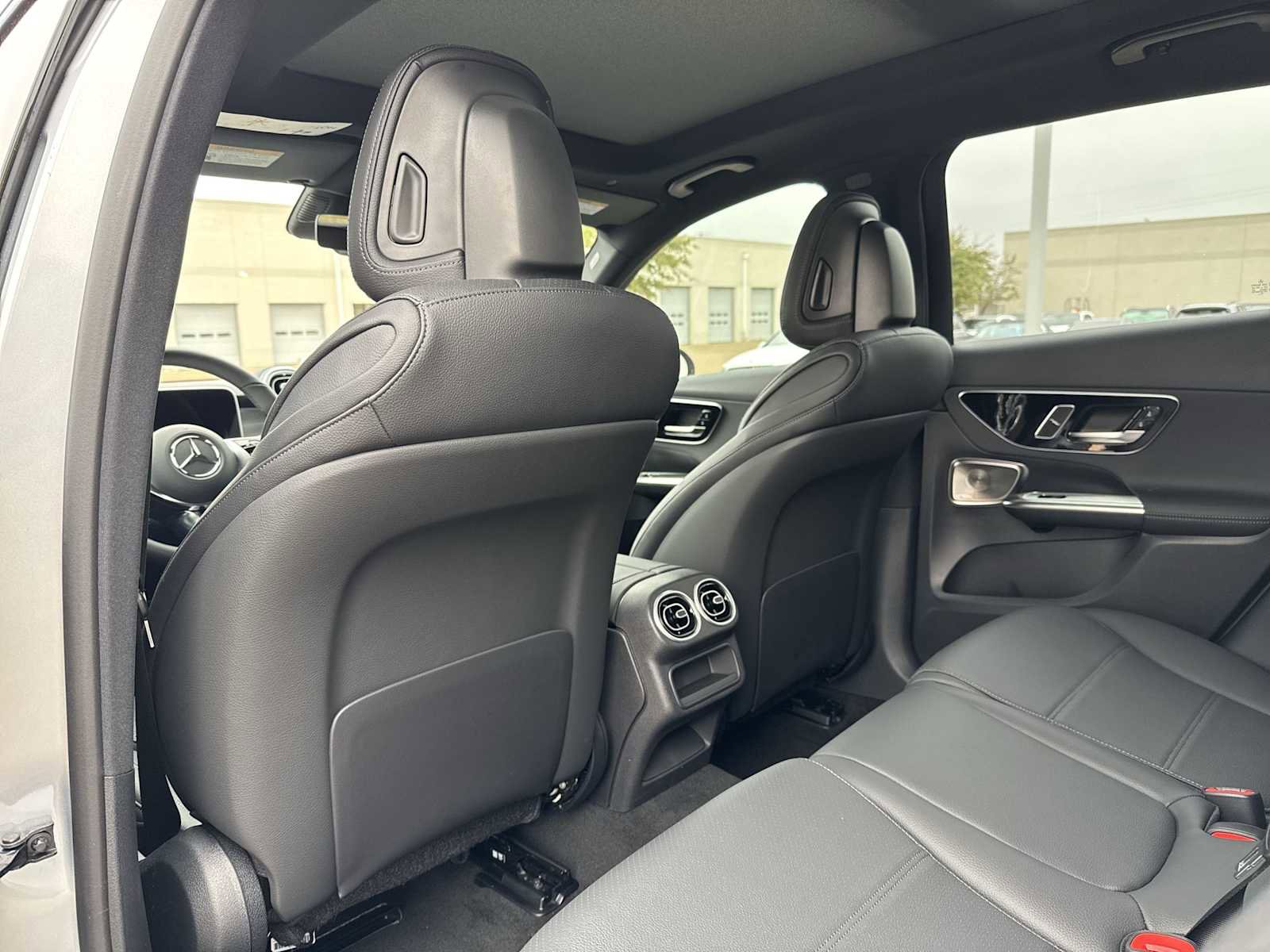 New 2026 Mercedes-Benz GLC 300 image 16