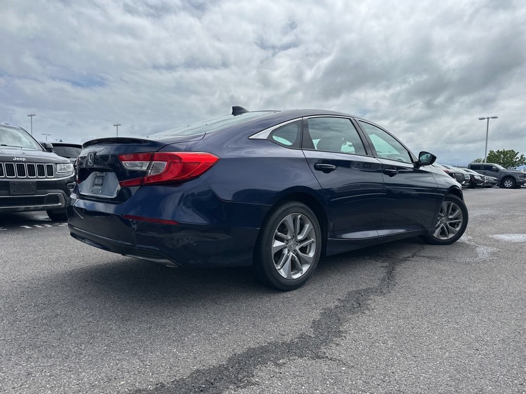 Used 2018 Honda Accord LX image 9