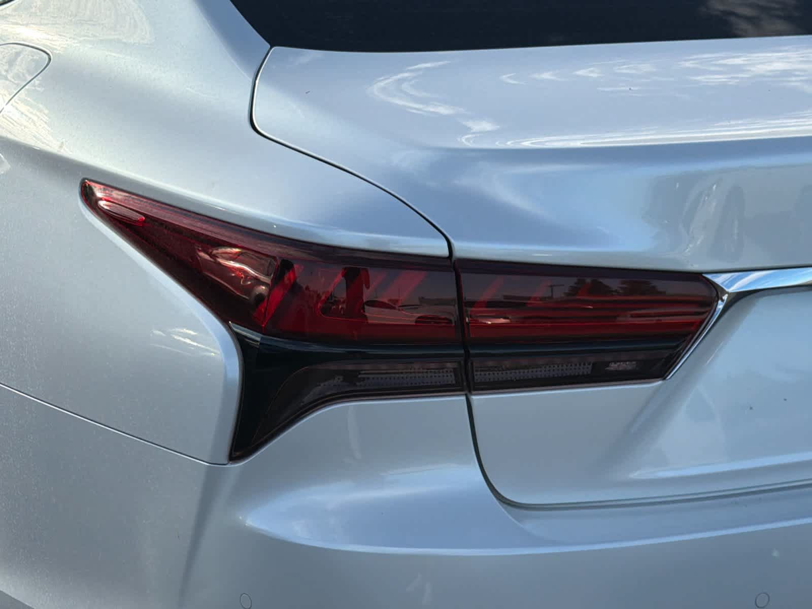 Used 2024 Lexus LS 500 AWD w/ Interior Upgrade Package image 14