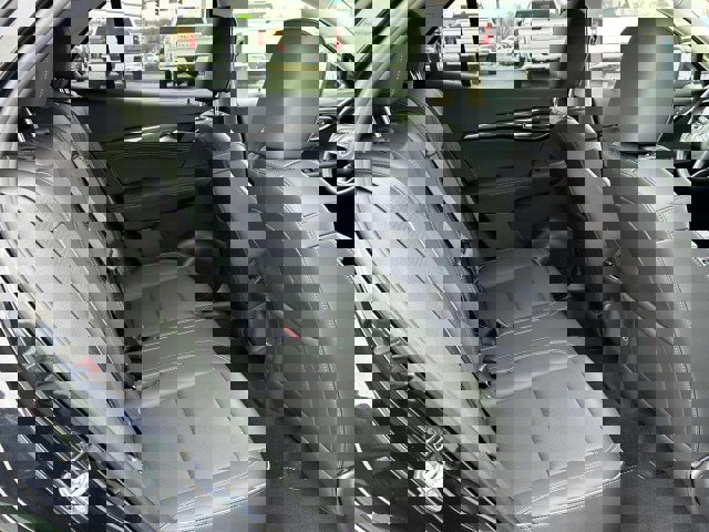 Used 2023 Buick Envision Essence image 9