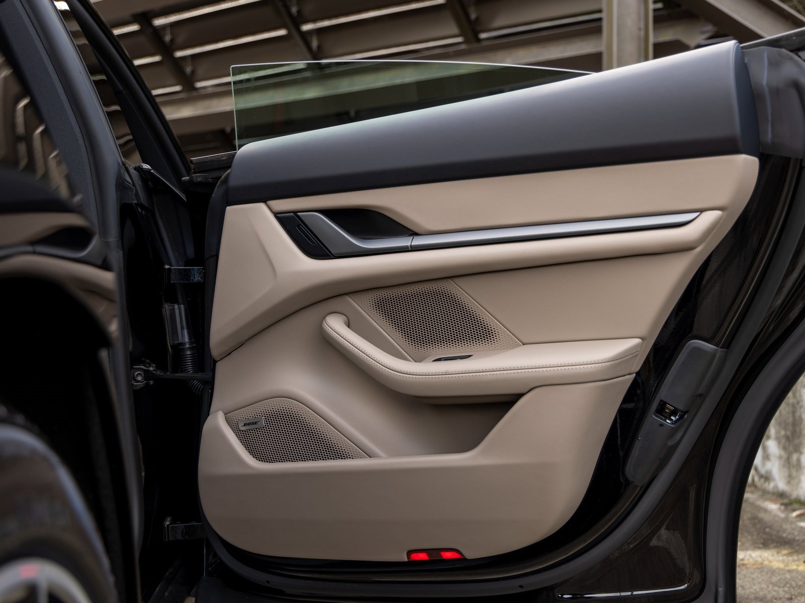 New 2025 Porsche Taycan 4S image 42