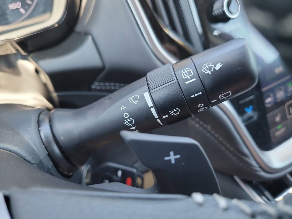 Used 2025 Subaru Outback Premium image 29