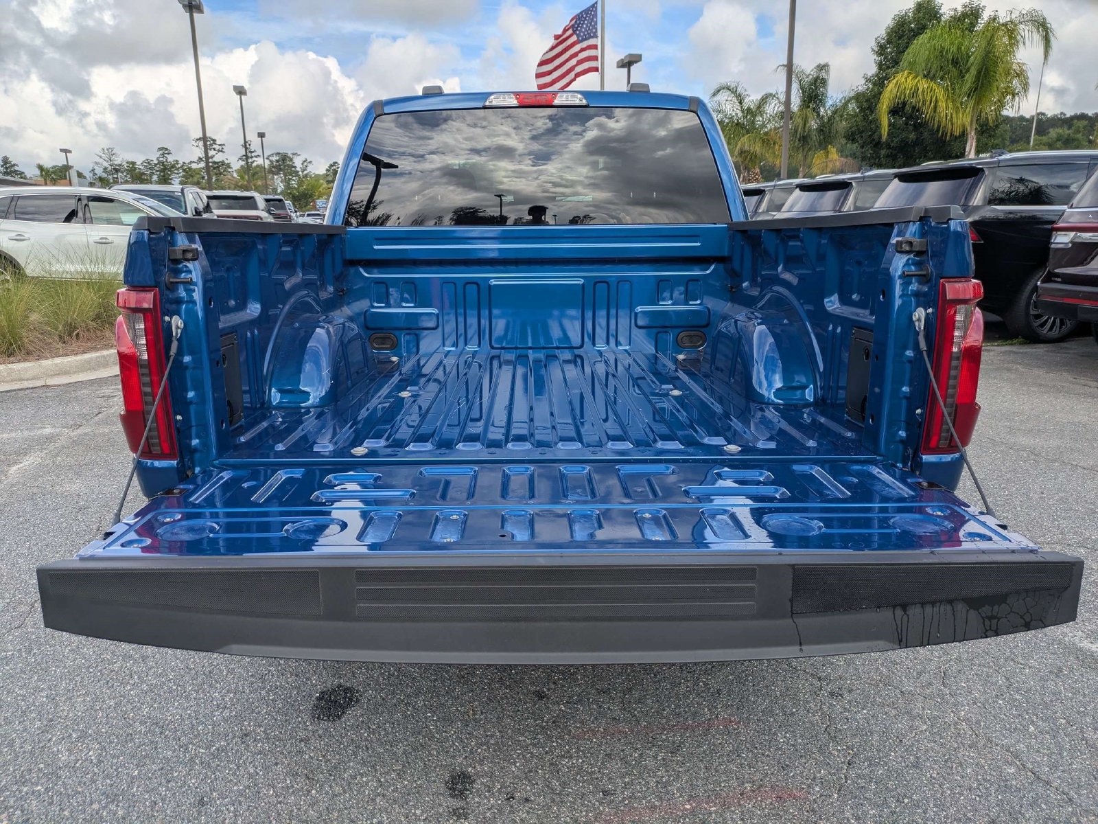 Certified 2025 Ford F150 STX w/ LOBO Package AWD/4WD image 5