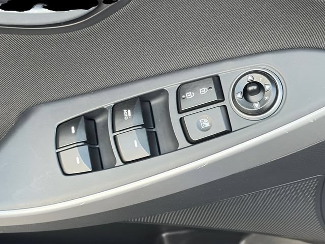 Used 2016 Hyundai Elantra GT FWD image 13