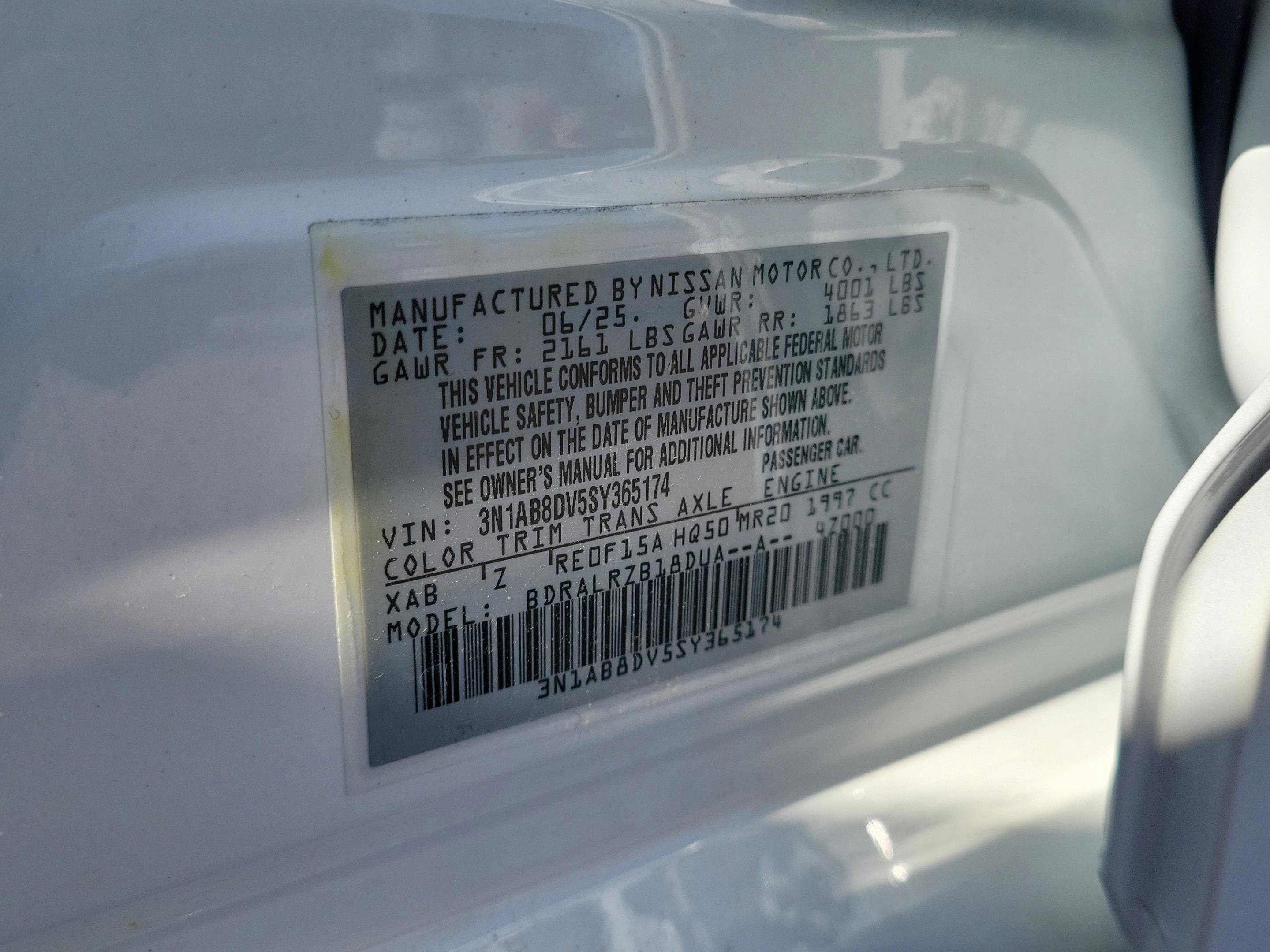 Certified 2025 Nissan Sentra SR image 34