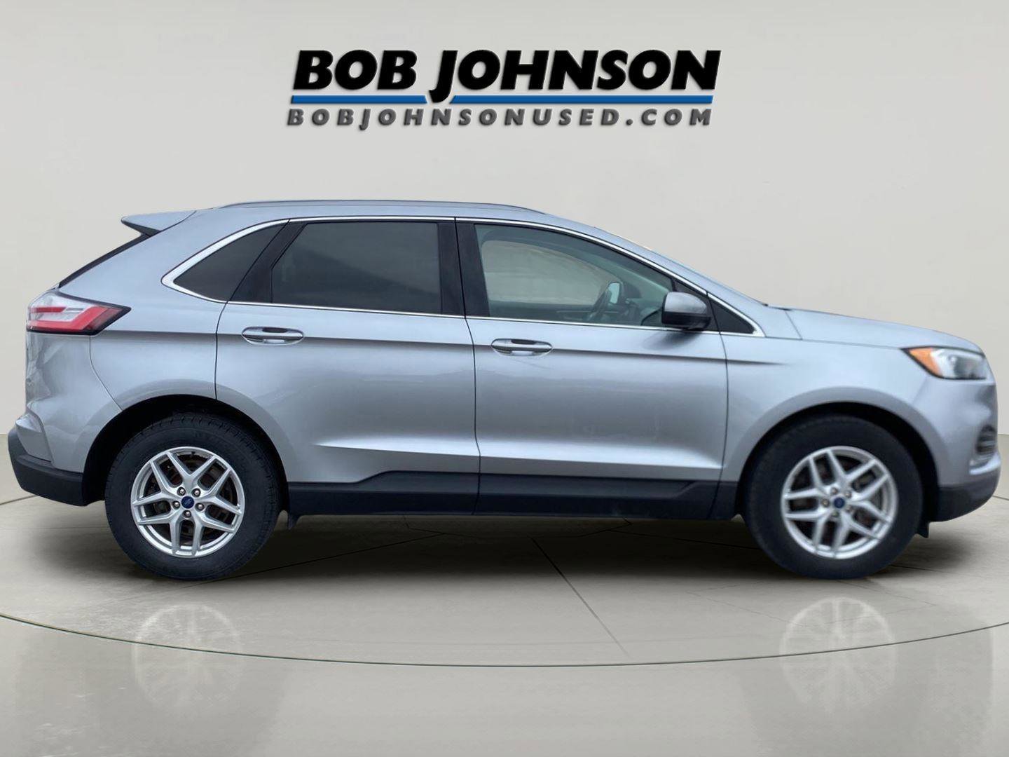 Used 2022 Ford Edge SEL w/ Convenience Package AWD/4WD image 2