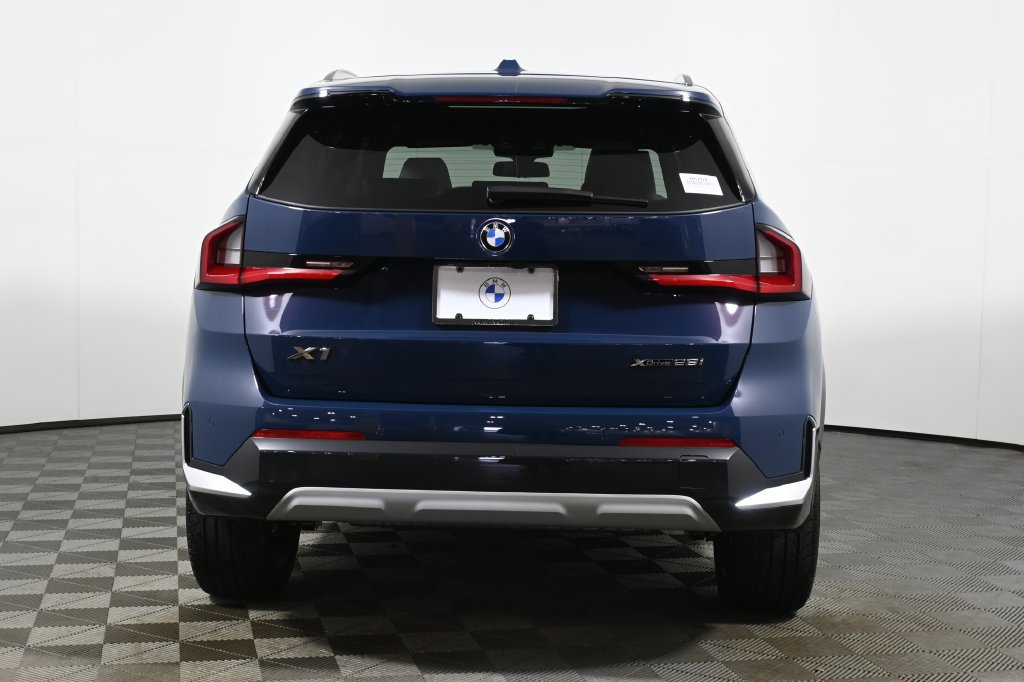 Used 2026 BMW X1 xDrive28i w/ Technology Package AWD/4WD image 6