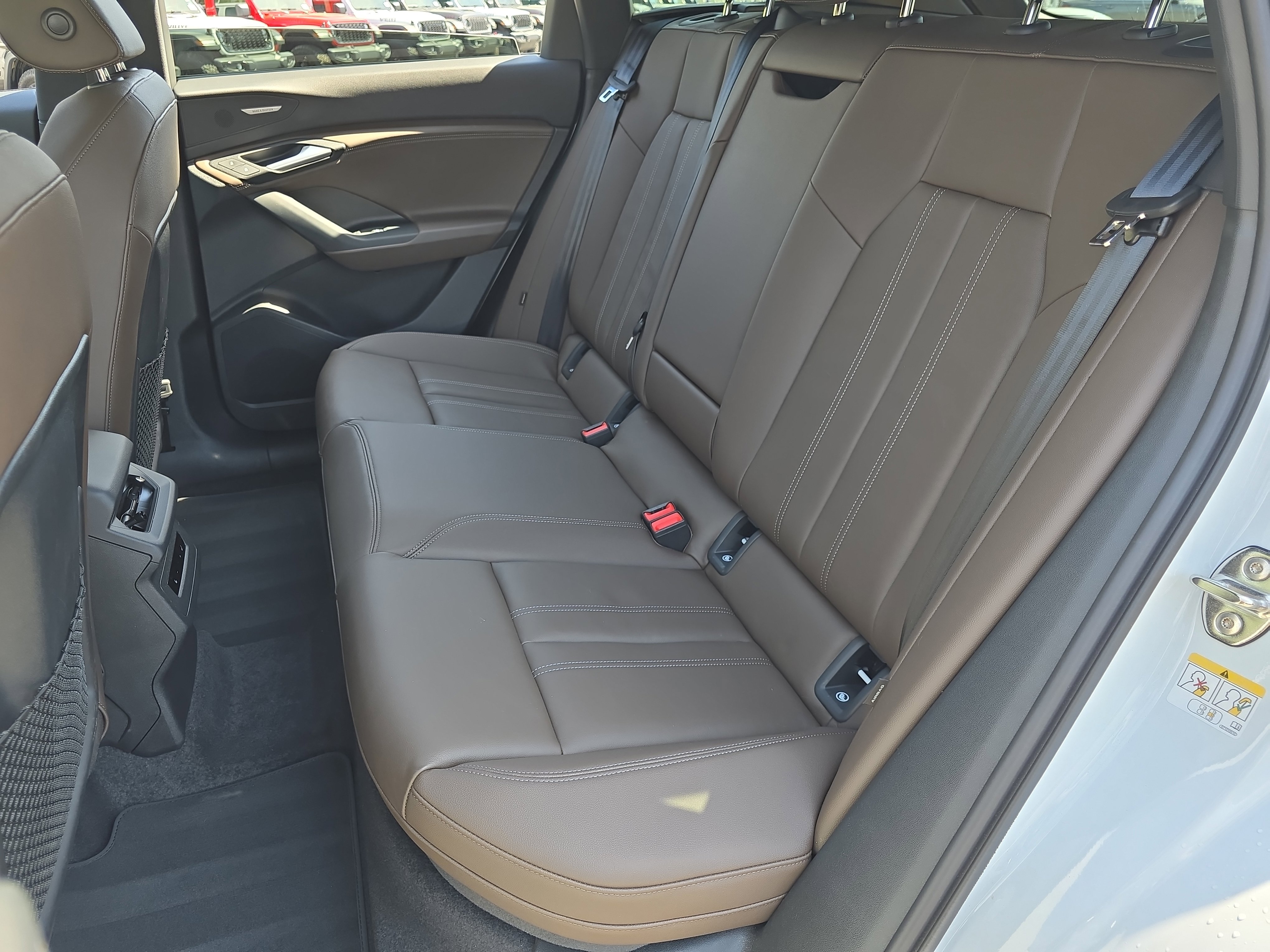 Certified 2025 Audi Q6 e-tron Premium Plus w/ Premium Plus image 14