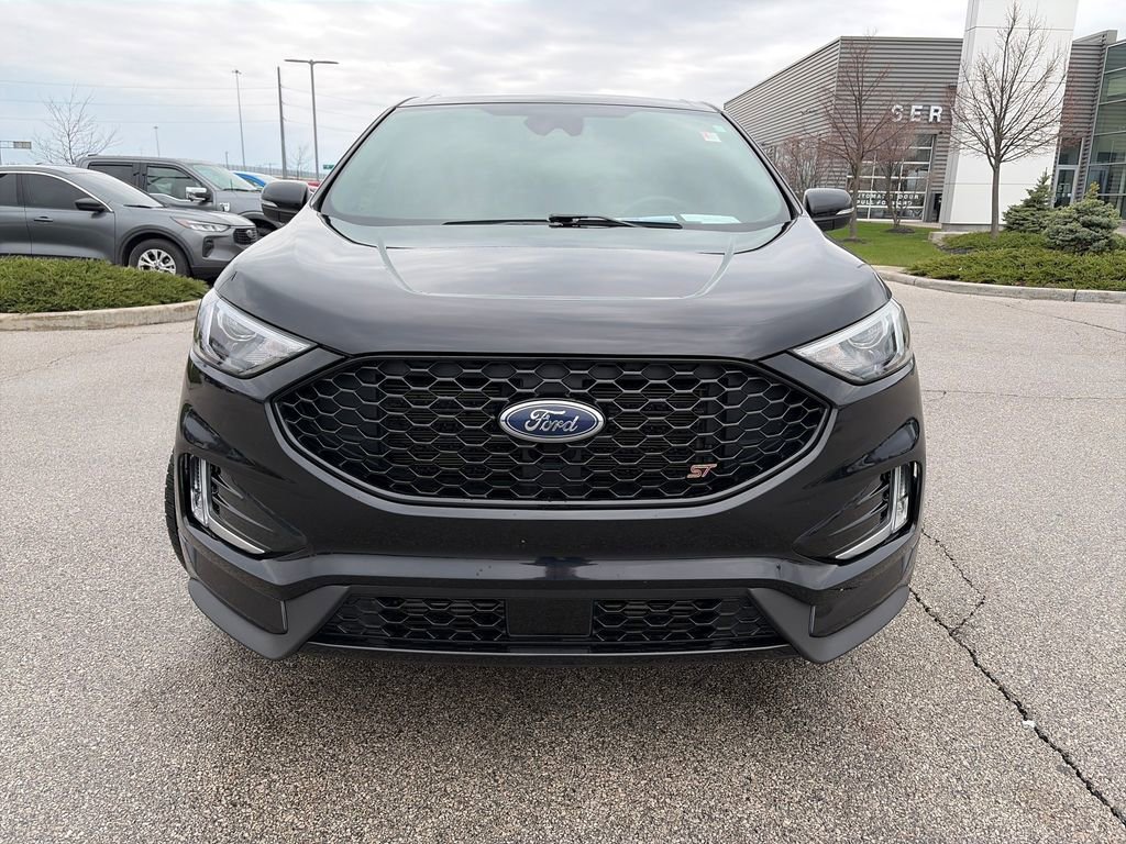 Used 2021 Ford Edge ST video 2