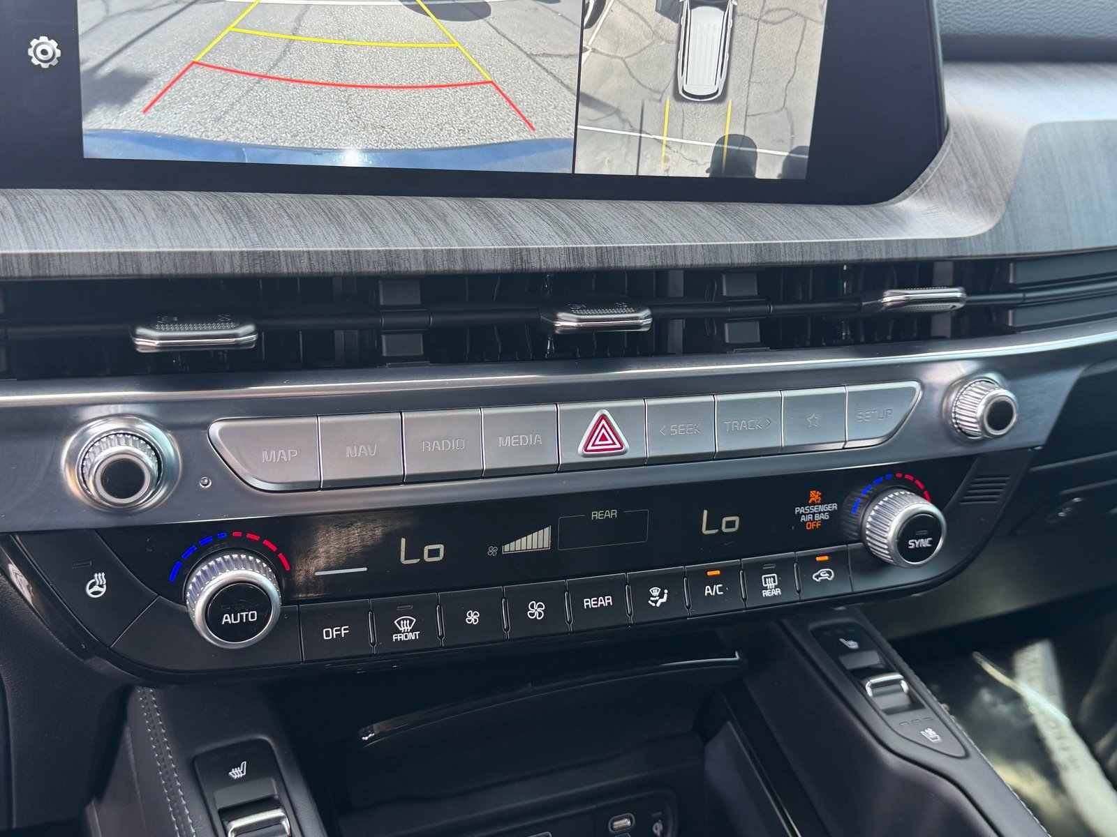 Used 2025 Kia Telluride SX Prestige image 29