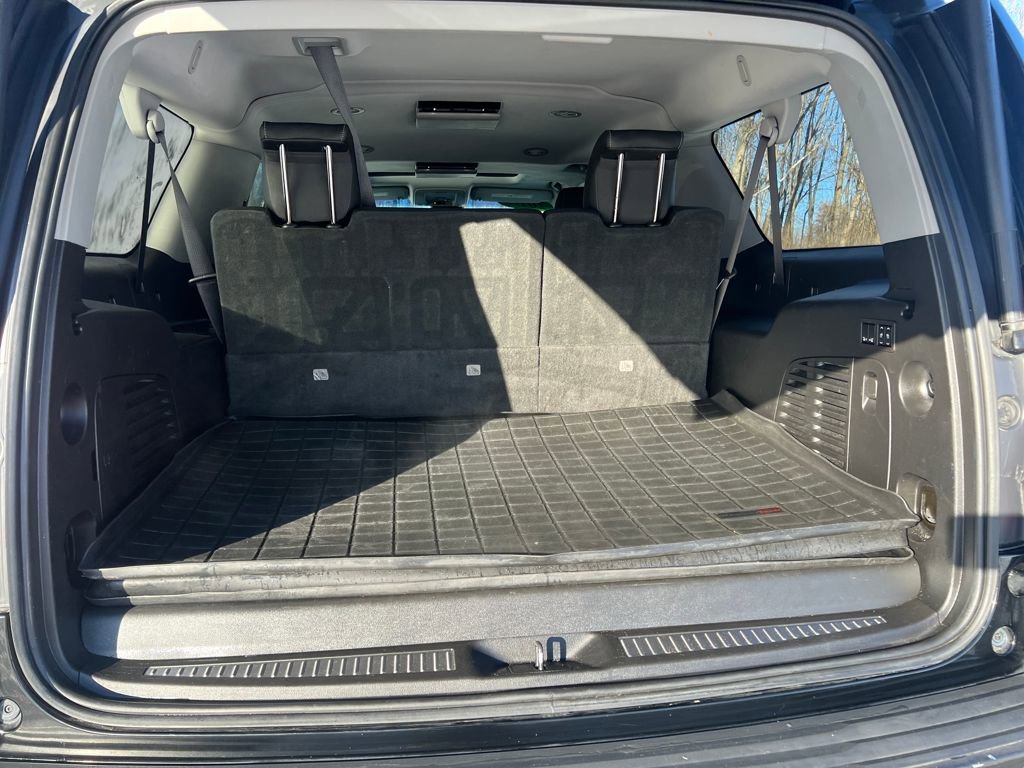 Used 2018 Chevrolet Suburban Premier image 26