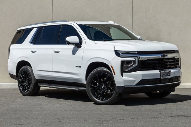 Used 2025 Chevrolet Tahoe LS RWD image 17