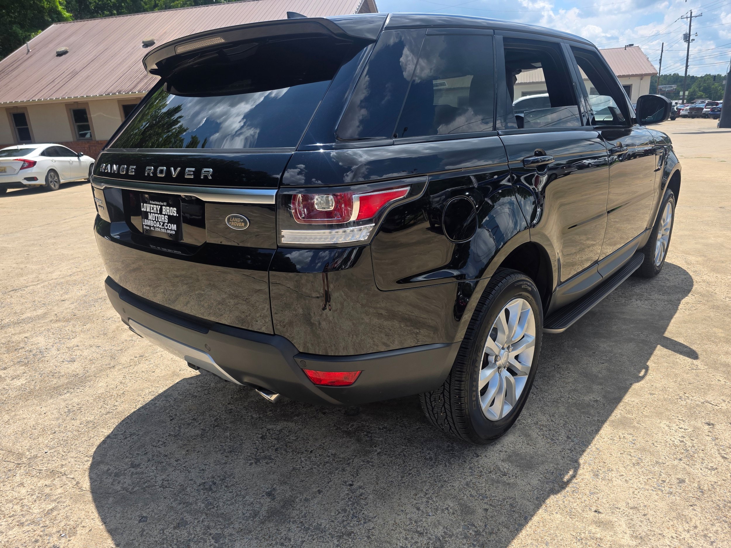 Used 2017 Land Rover Range Rover Sport HSE AWD/4WD image 5