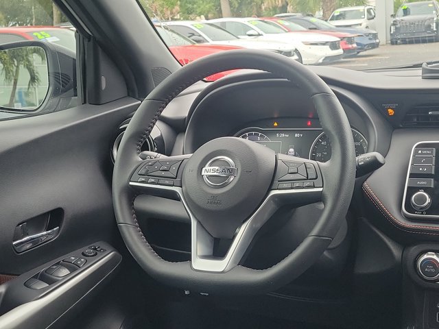 Used 2020 Nissan Kicks SR FWD image 3