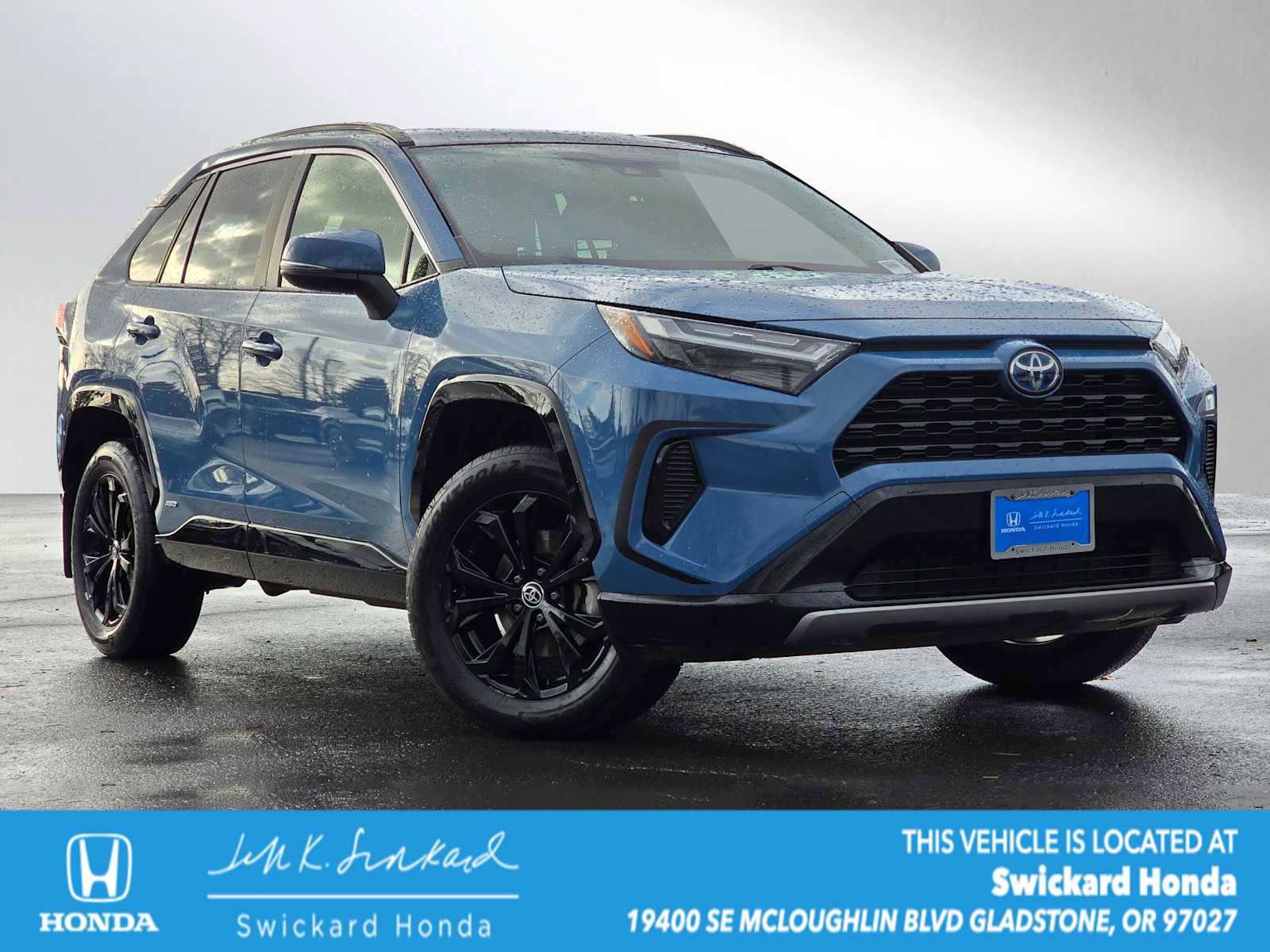 Used 2023 Toyota RAV4 SE