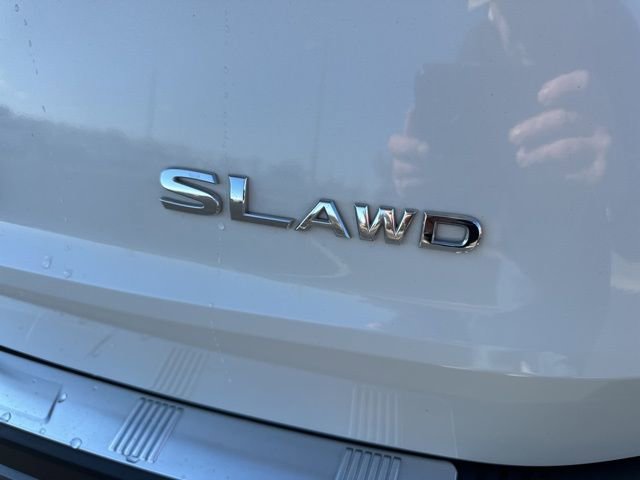 Used 2023 Nissan Rogue SL w/ SL Premium Package image 35