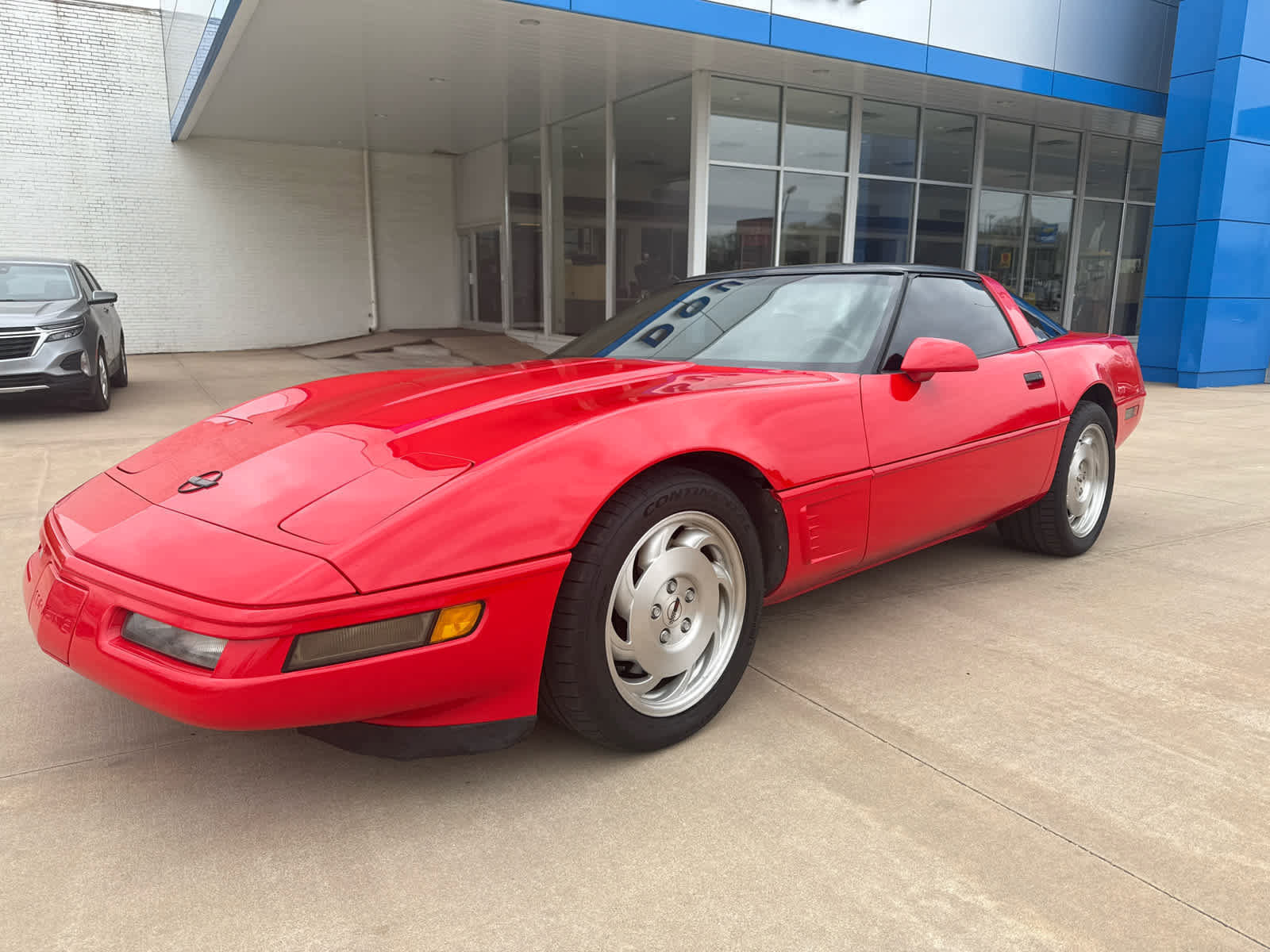 Used 1996 Chevrolet Corvette Coupe image 2