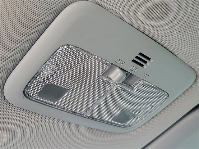 Used 2014 Toyota Corolla L image 26