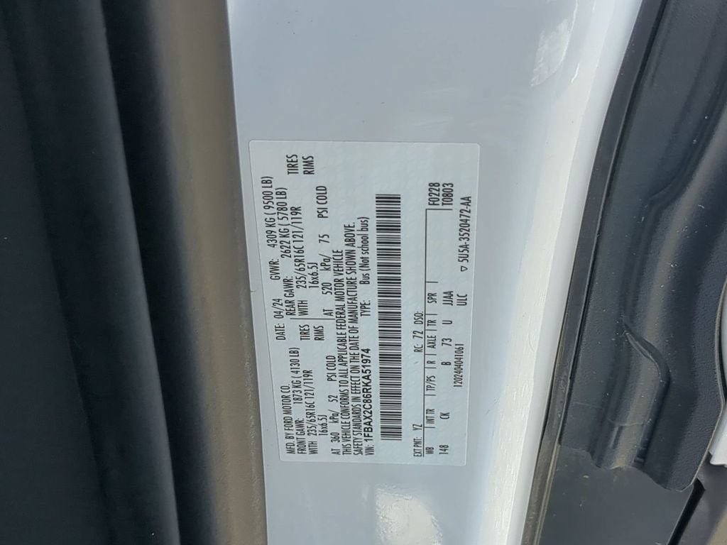 Used 2024 Ford Transit 350 XLT RWD image 34