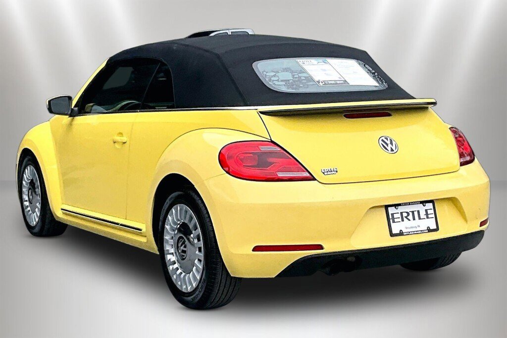 Used 2014 Volkswagen Beetle 1.8T FWD image 4