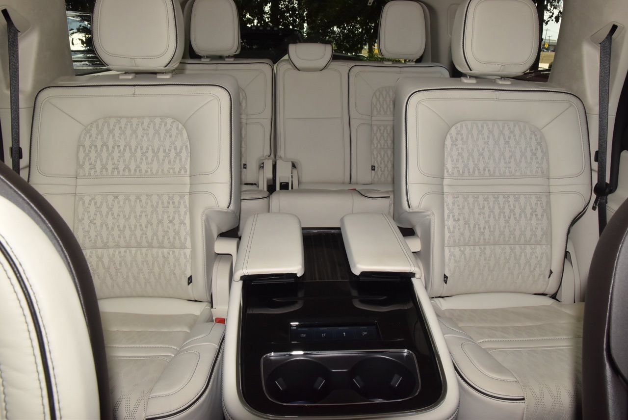 Used 2024 Lincoln Navigator Black Label AWD/4WD image 22