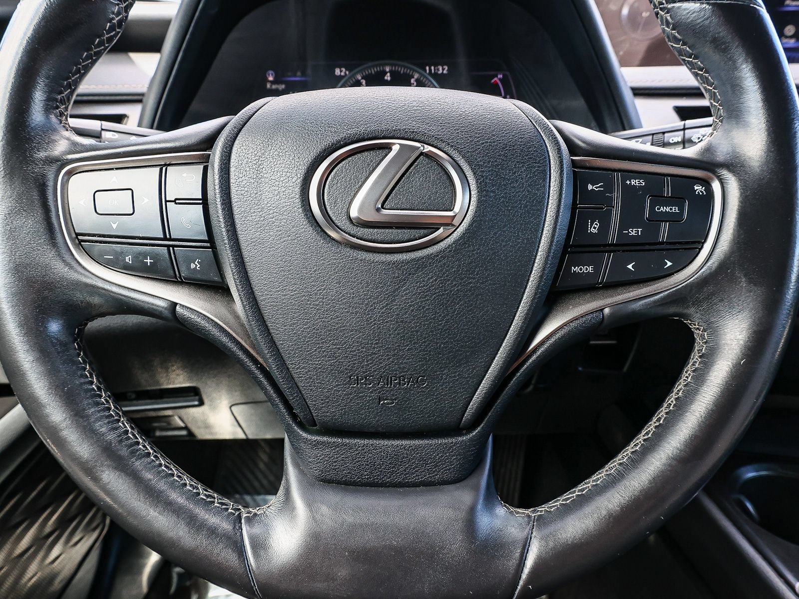 Used 2019 Lexus UX 200 w/ Accessory Package 2 FWD image 25