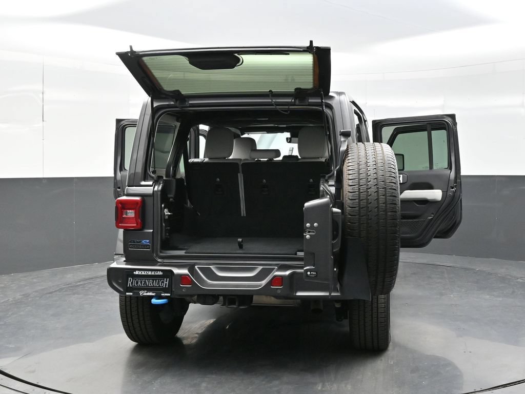 Used 2021 Jeep Wrangler Unlimited Sahara AWD/4WD image 42