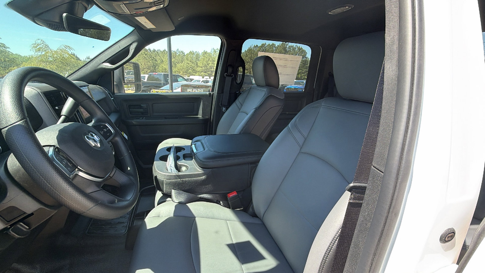 New 2026 RAM 5500 Tradesman w/ Chrome Appearance Group image 17