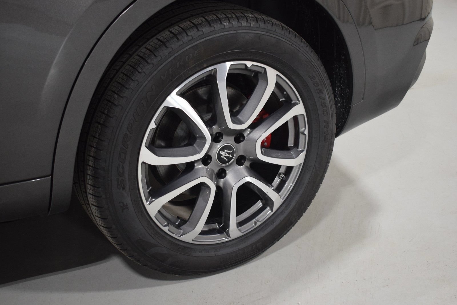 Certified 2022 Maserati Levante Modena AWD/4WD image 7