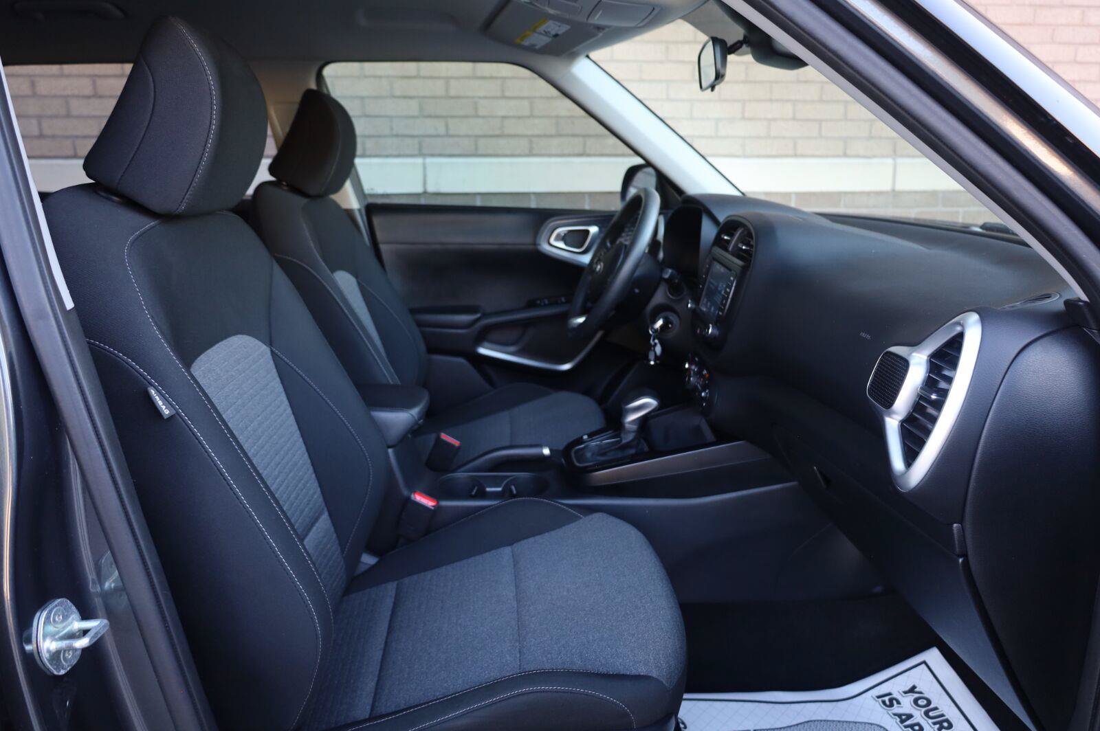 Used 2021 Kia Soul S FWD image 27