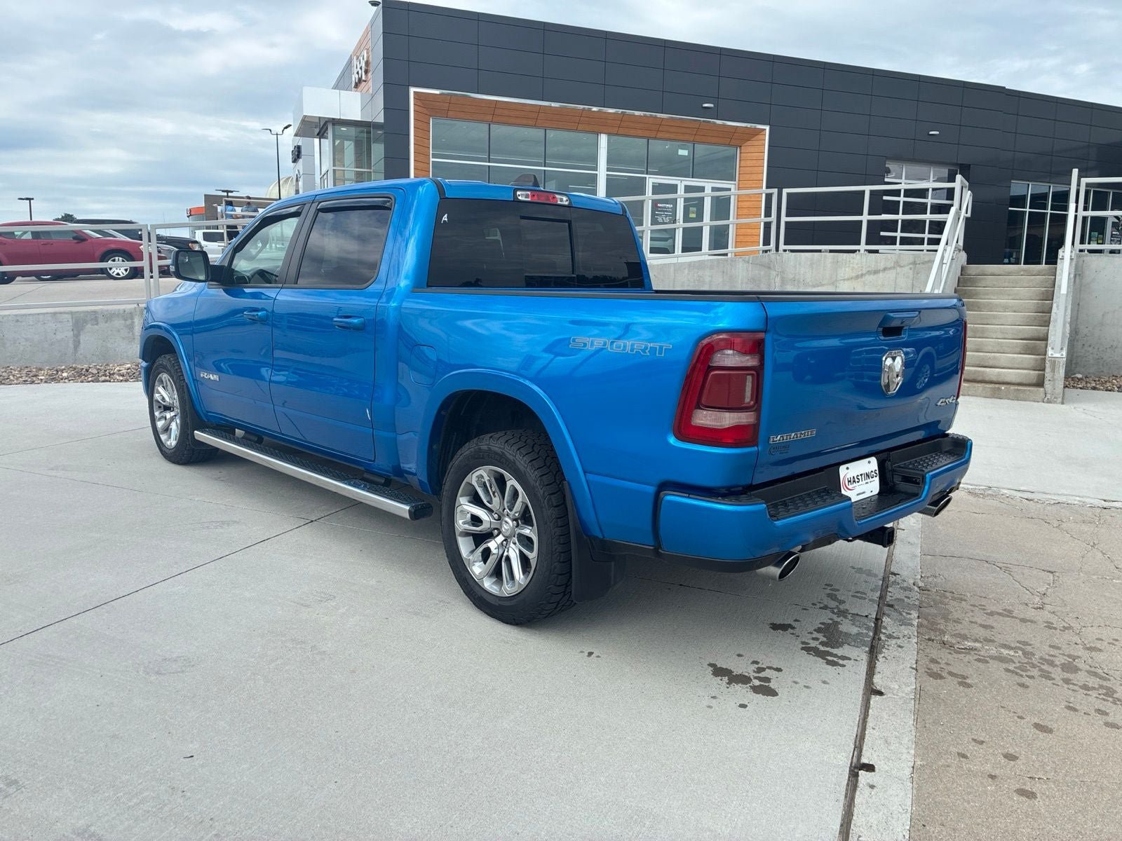 Used 2022 RAM 1500 Laramie w/ Sport Appearance Package AWD/4WD image 3