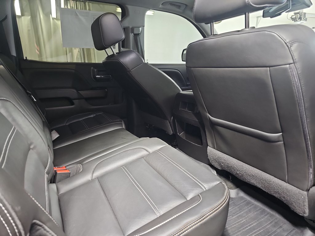 Certified 2018 GMC Sierra 1500 Denali w/ Denali Ultimate Package AWD/4WD image 14