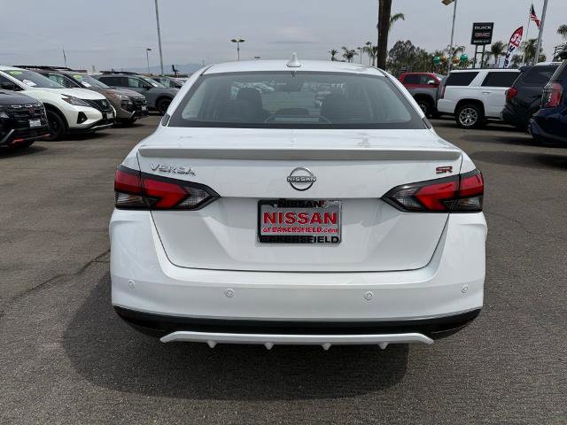 New 2025 Nissan Versa SR w/ Trunk Package FWD image 5