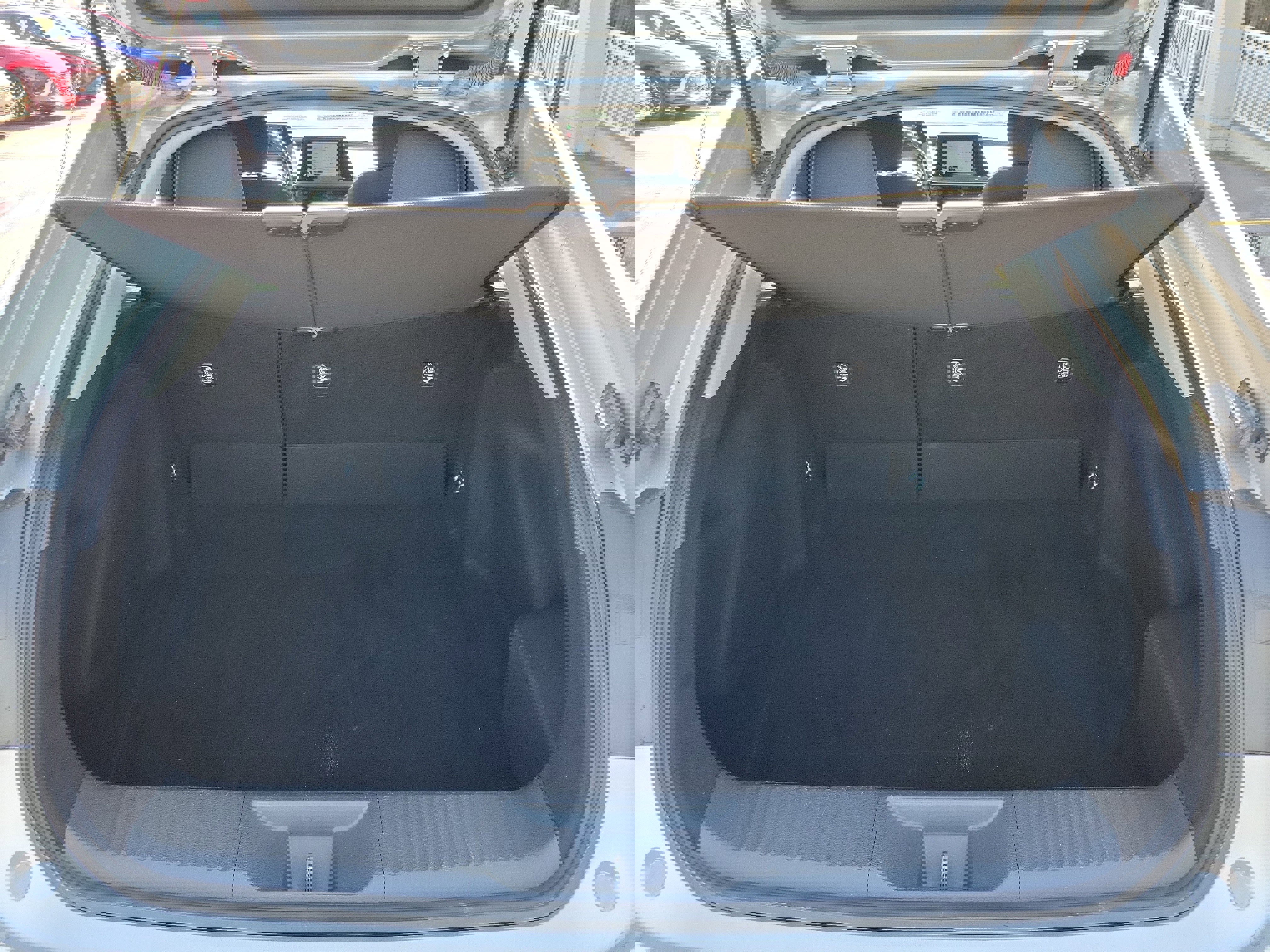 Used 2024 Toyota Prius LE FWD image 8