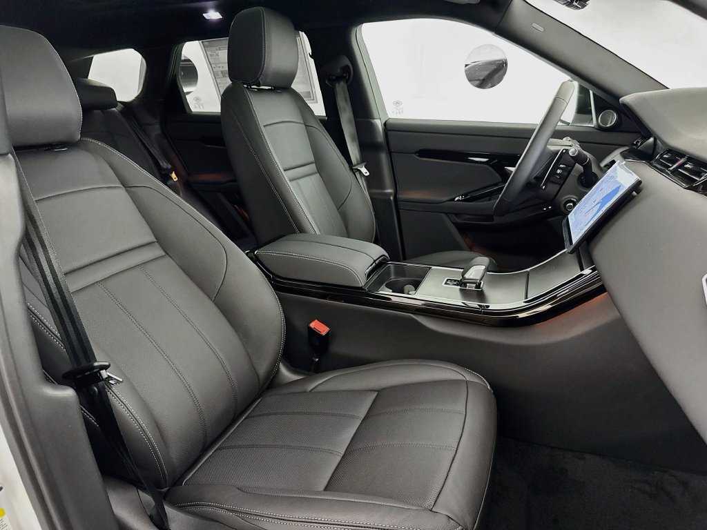New 2026 Land Rover Range Rover Evoque Hoxton AWD/4WD image 29